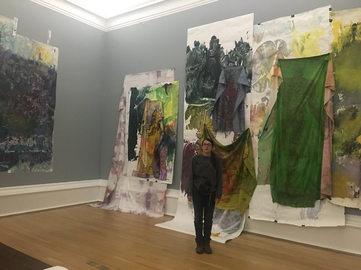 JMPaintingPrize's tweet photo. We're sad we can't wave goodbye to #JMPP2018 first prizewinner #JacquiHallum whose display @walkergallery should have been closing this week. In case you missed it, here's an interview with Jacqui about life after winning the competition https://t.co/MzyXeG4061 https://t.co/VMShUPSkOq