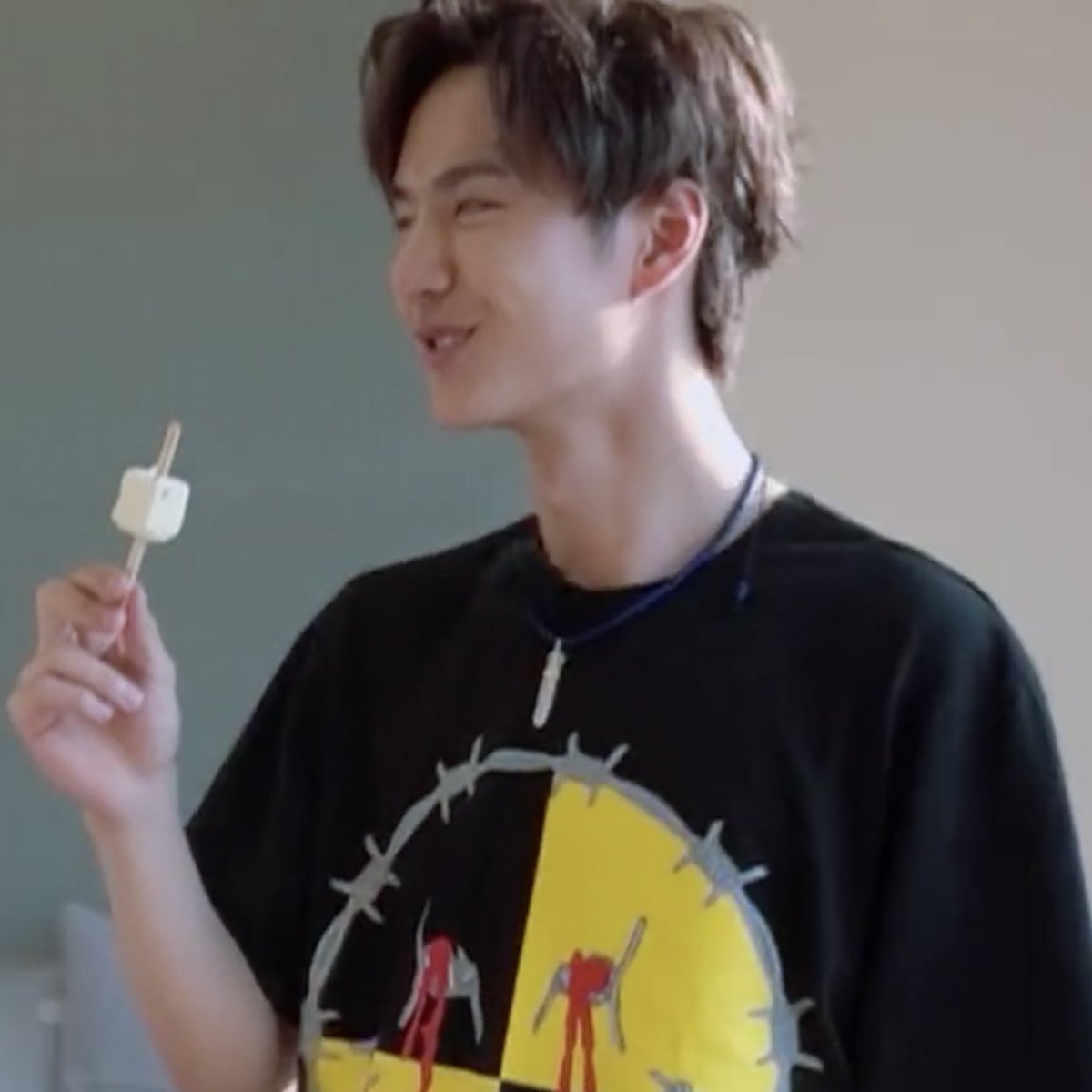 anyway. there’s lots more- a full hour of yibo being brilliant and talented and a babie.app: :  https://m.mgtv.com/b/334728/7635340.html?t=videoshare&tc=jXKKosRPSAN7&dc=54761411-AE49-47BD-97D9-617BB01A4512youtube: