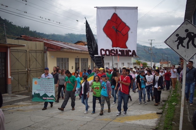 _YLNM's tweet image. On #EarthDay2020 YLNM celebrates and stands in solidarity with frontline communities resisting #mining and building a #postextractive future.

Read/Share: 5 emblematic examples where this happening right now, from Finland to Myanmar...

gaiafoundation.org/what-we-do/bey…