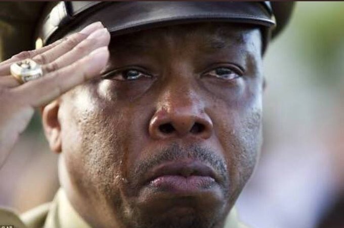 <a href="/leemchoneyZim/">Lee Mchoney 💋💕</a> But whoever was cutting onions the whole of Episode 10 Mwari ave naye.. so emotional 😭 

#Wadiwawepamoyo