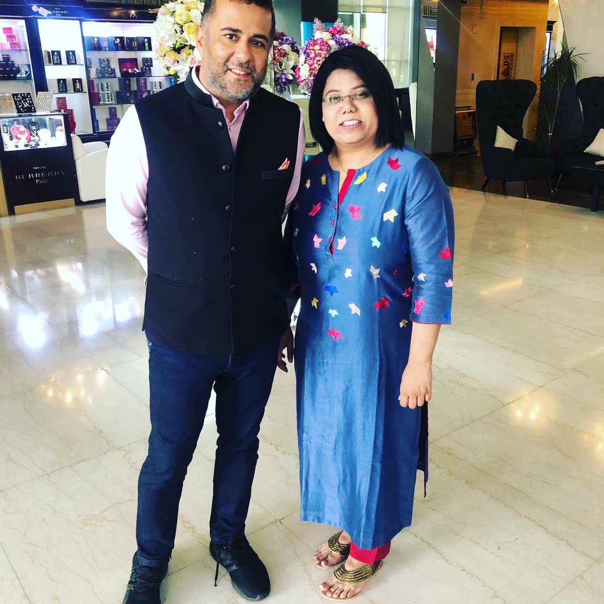 Team <a href="/Ques_Associates/">Question Associates</a> wishes you a long and healthy life on your birthday, a very Happy Birthday to <a href="/chetan_bhagat/">Chetan Bhagat</a> sir 
🎂🌟🎊🎉🎊🌟🎂
Regards