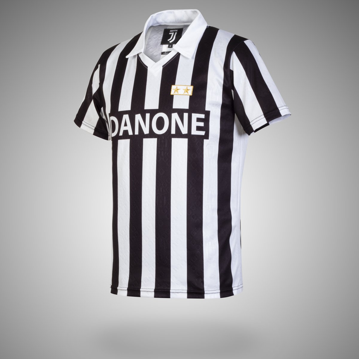 MundialMag's tweet image. COMPETITION TIME

We've teamed up with @subsidesports to give away this cracking @COPAfootball Juventus 1992-93 Home Shirt with none other than Roberto Baggio on the back. 

To enter, all you need to do is:

1. Retweet this post
2. Follow us and @subsidesports
3. Tag a mate below