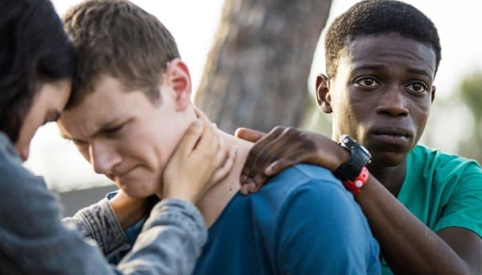 lbr_wiki's tweet photo. 1 jour, 1 image 🔥
Solidarité
📸 TF1
#lesbraceletsrouges #saison3 #lounaespinosa #tomrivoire #azizediabate
➡️https://t.co/f4PreZaqAl https://t.co/qn32Dft6rM