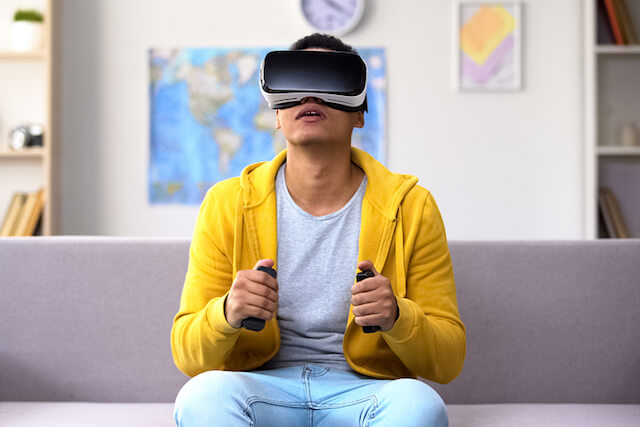 IXENInteractive's tweet image. It’s time for Mixed Reality (MR) to shine. The perfect blend of both Virtual and Augmented Reality – here is how you can utilize MR in your next campaign! #VirtualRealityCompany #AugmentedRealityDevelopment
ixen-interactive.com/blog/tips/how-…