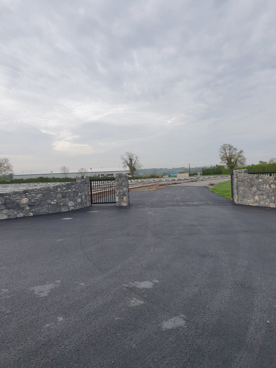 bobbymccarthy96's tweet photo. Early morning start to collect some Maize inputs from @samcosystem in Limerick. First time being on the premises. Very impressive facility! #Forage #Maize2020 https://t.co/YiREArrtKU