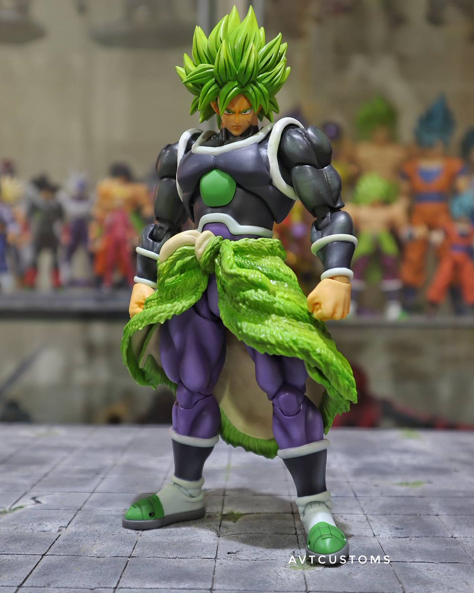 avtcustoms's tweet photo. SHF FULL POWER BROLY CONTROLLED FORM BY AVTCUSTOMS
#
Based on artwork by #unicartwork
#
#dragonballz #dbz #dbs #dragonballsuperbroly #saiyan #supersaiyan #legendarysaiyan #broly #superbroly #fullpowerbroly #friezaforce #vampa #shf #shfiguarts #bandai #actionfigure #customfigure https://t.co/EvMaCDdJ4b