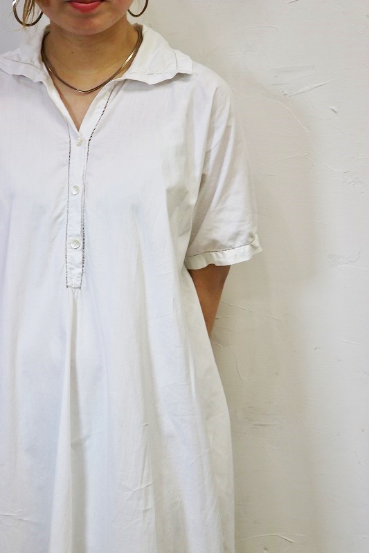 GROG_Vintage's tweet photo. Web Shop速報〜♪

本日はビンテージナイティや総レースドレスなど8点アップ致しました💓

どれも雰囲気抜群でビンテージラバーの皆様にはたまらないアイテムですのでぜひぜひご覧くださいませ😊

https://t.co/XaIxDt6zPo https://t.co/CA9pCqU6Q6