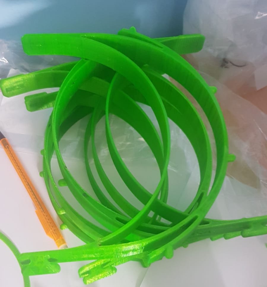 Nicki_Greene's tweet photo. So proud of my dad using his 3D printer (that he also built himself!) to make visor frames. #coronavirus #3dcrowd https://t.co/vdQy6jwKkQ