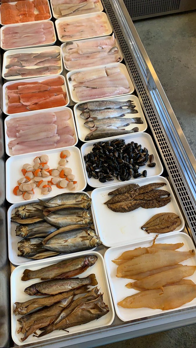 Morning everyone 🐟
We have plenty fish in today and this week. 

 ▪︎Haddock, Salmon, Cod, Halibut, Hake, Monkfish, Trout, Seabass, Lemon Sole, Mussles, Squid. 

▪︎Natural Smoked Haddock, Lochfyne Kippers, Plain &amp; *NEW* Garlic Mackerel.

cont.