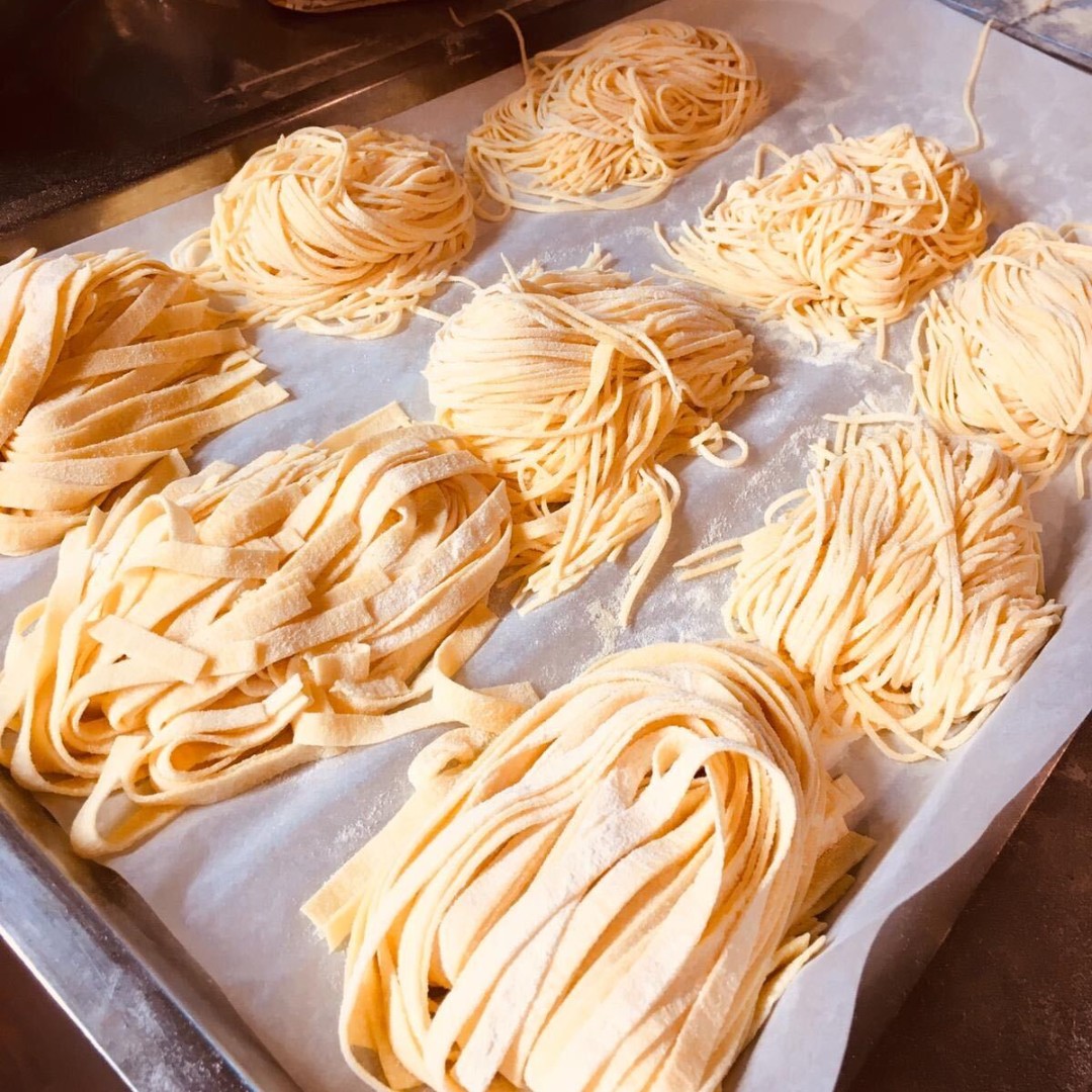 Making fresh #Tagliatelle for today's lunch! 
.
.
.
#homemade #contidisanbonifacio #quarantena #iorestoacasa #stayhome #staysafe #stayinthekitchen #simple #ingredients #flour #eggs