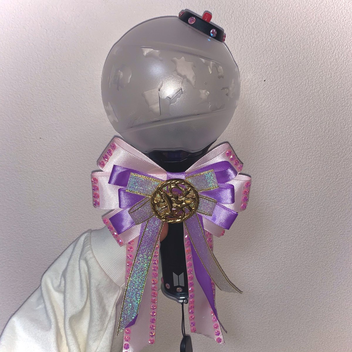 _bts__jk___0901's tweet photo. コロナで暇すぎてついにリボンが完成しました🐰💜
我ながらに最高傑作！！！！

#アミボム #アミボムリボン #army  #bts #armyさんと猛烈に絡みたい https://t.co/hv987xZoSf