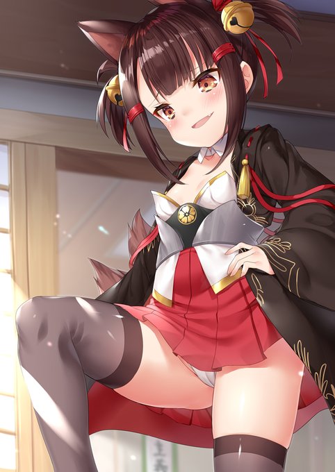 赤城進水日なので赤城ちゃんに踏まれたいよなぁ俺もなぁという気持ちを絵にしました 