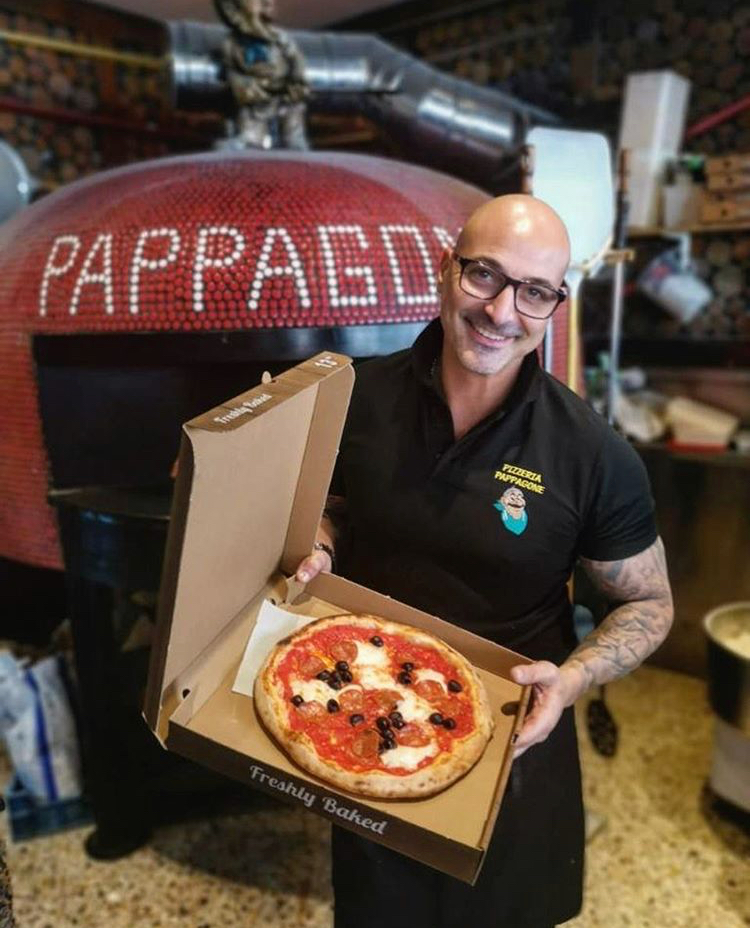 CFCommercial1's tweet photo. Pizzeria Pappagone, which we placed in Elephant &amp; Castle is serving pizza for NHS workers at Whittington Hospital from Finsbury Park. If you're a Finsbury Park / Elephant &amp; Castle local you can also order on @UberEats @Deliveroo or Just Eat. #elephantandcastle #commercialproperty https://t.co/oCQgTs2PIw