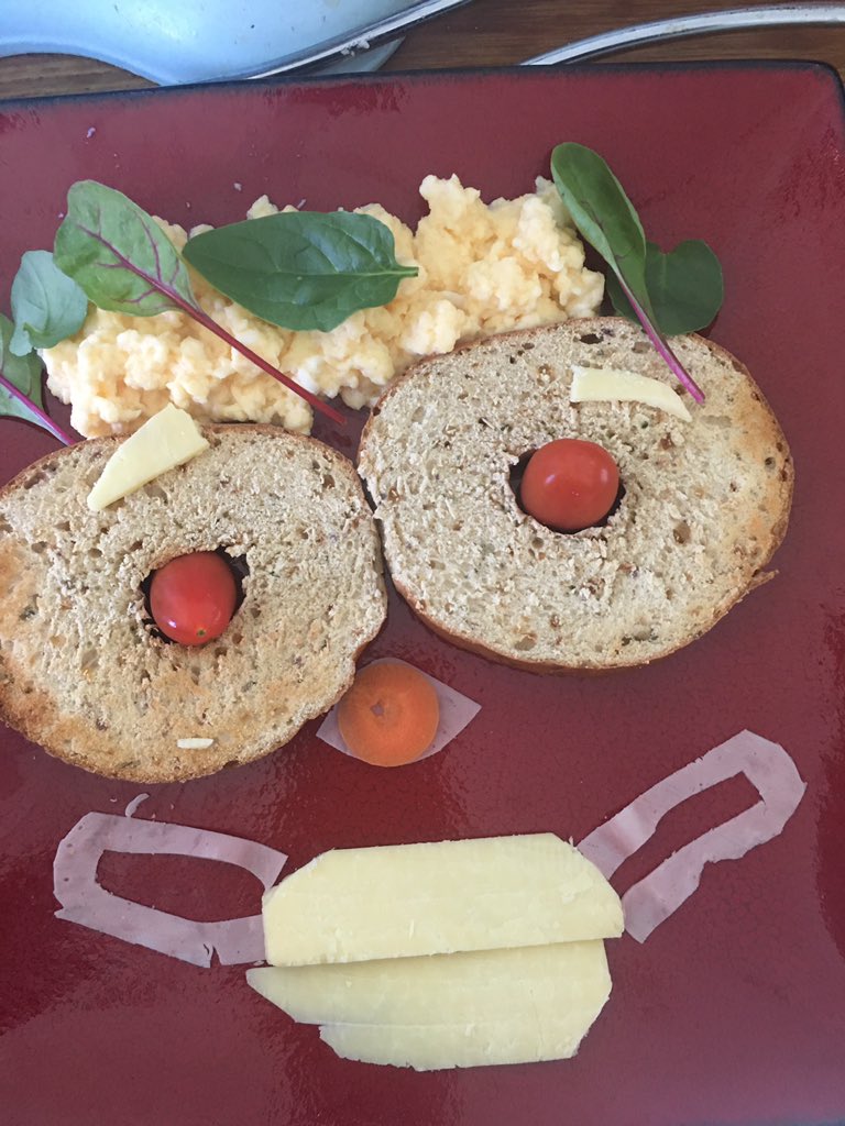 Anne-Marie tweet media