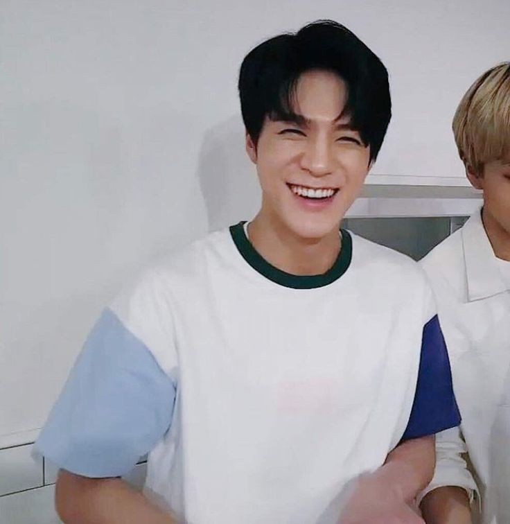 JENO BIRTHDAY THREAD CAUSE HE IS THE CUTEST EVER!!! <333