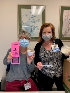 NorwoodHospital (@norwoodhospital) on Twitter photo As if ice cream wasn't enough, the team at <a href="/DaddysDairy/">Daddys Dairy</a> donated ice cream with messages of support and kindness. Thank you for feeding our soul! As if ice cream wasn't enough, the team at <a href="/DaddysDairy/">Daddys Dairy</a> donated ice cream with messages of support and kindness. Thank you for feeding our soul!