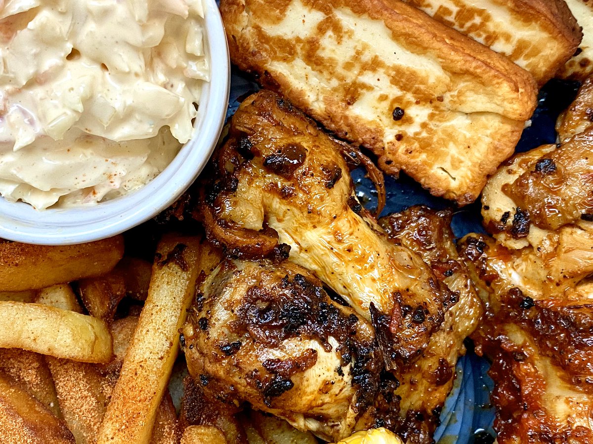 I can’t wait to hear “have you been to Nando’s before?” again 😂, so I decided to make a peri-peri chicken platter! 💁🏻‍♀️❤️🍗🌶