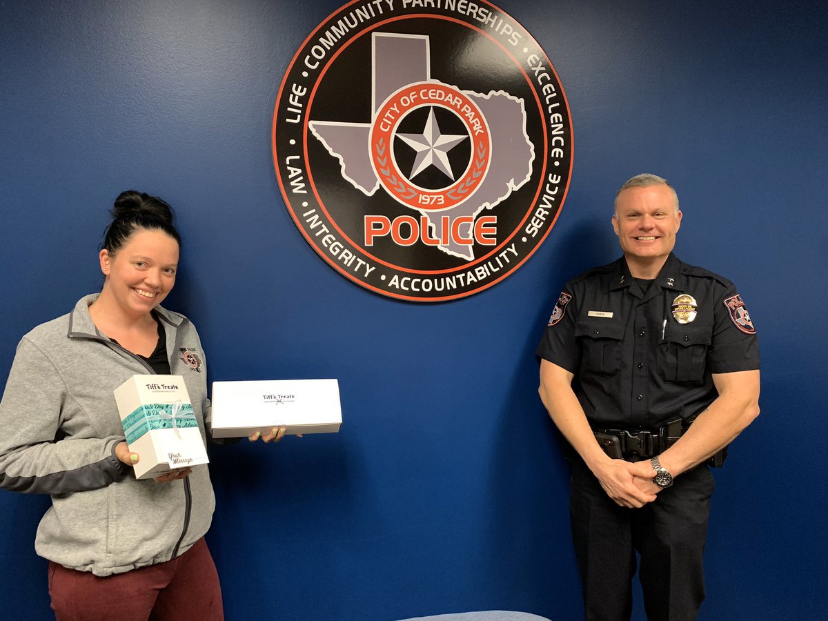 Even at a social distance we are celebrating Administrative Professional's Day. I am blessed to have an awesome Admin. #administrativeprofessionalsday #iheartcedarpark #cityofcedarpark #cedarparkpolice