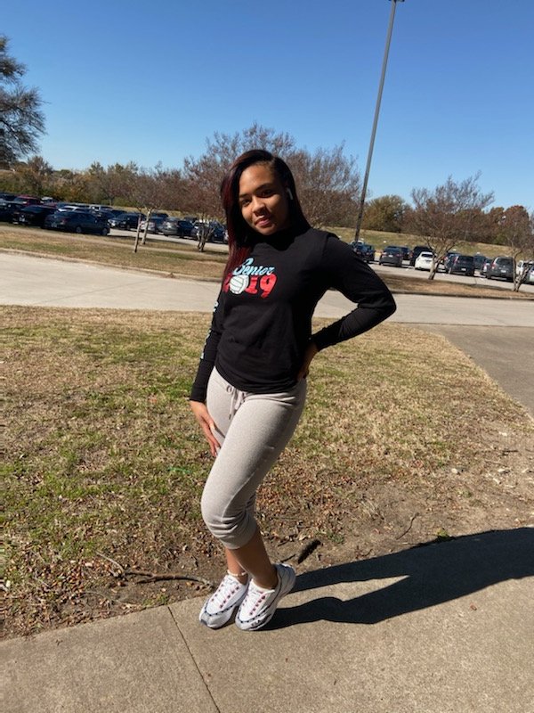 EIFCarter's tweet photo. Demi Richardson plans to study #CriminalJustice at #SamHoustonUniversity Fall 2020. “Passion is energy. Feel the power that comes from focusing on what excites you.”  – Oprah Winfrey

One week left until our online scholarship reveal!
#EveningWithTeStars 4/29 at 7pm! https://t.co/lIq9R96Kc0
