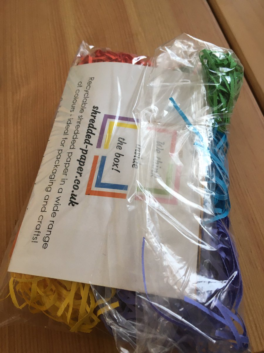 perryswoodcraft's tweet photo. Our little sample packs for our subscription boxes. Shredded paper supplied by @shred_happy 🌈 ❤️🧡💛💚💙💜 https://t.co/vJMk7xUkD9