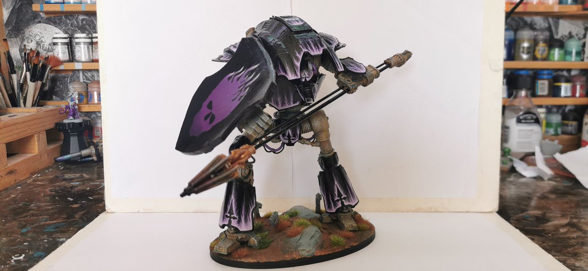 Just_Nikos's tweet photo. Bar a little more basing flock (supplies ran out but production is being 'ramped up') my new Lancer is done! #ItsCalledALance https://t.co/K3DueZJiZp