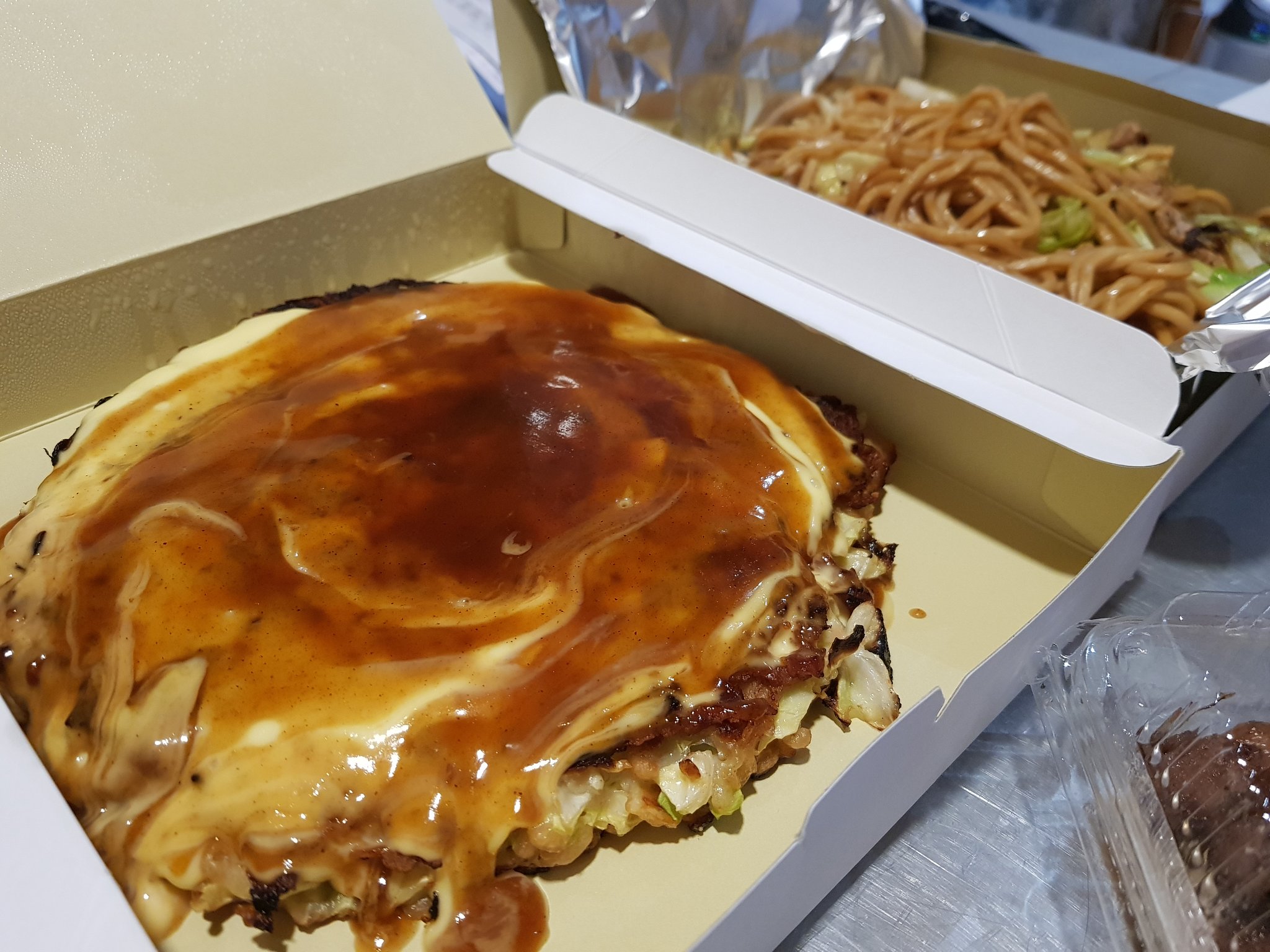 本橋麻里mari Motohashi 北見市 の あかつき さんで お好み焼き 生麺焼きそば等 テイクアウト こちらも説明不要で美味です コロナに負けない 北海道 北見市 飲食店 T Co 2uk9pc1lif 本橋麻里mari Motohashi 北見市 の あかつき さんで お好み焼き 生麺焼きそば等 テイクアウト こちらも説明不要で美味です コロナに負けない 北海道 北見市 飲食店 T Co 2uk9pc1lif
