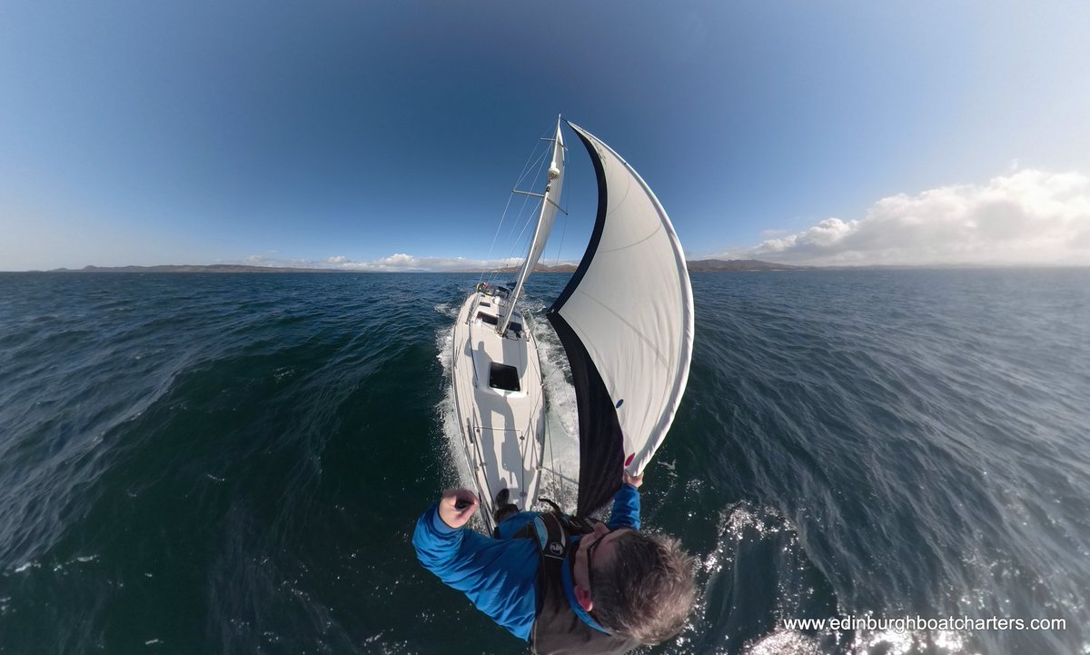 Edinboatcharter's tweet photo. Whilst on lockdown we are reflecting back on our circumnavigation of Skye just a month ago - Mallaig to Ardnamurchan.

#IsleofSkye #HighlandsofScotland #VisitScotland #SailScotland #sailing #adventure #crossing #yacht https://t.co/lgNL3vM0ae