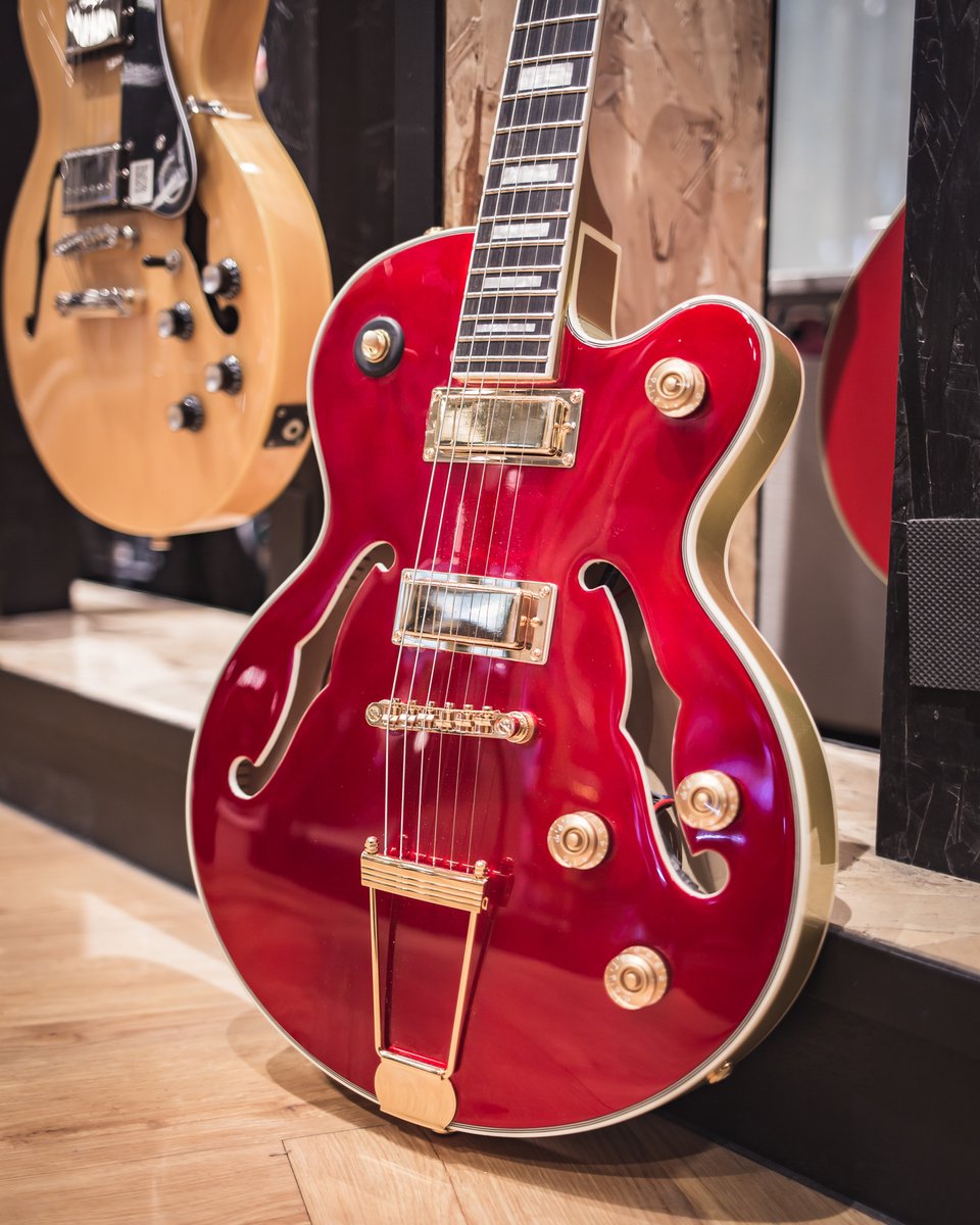 Swee Lee tweet media