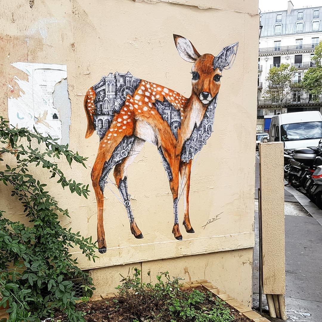 dichiarazione sette e mezza schiaffo bambi street artist scavare Bacca