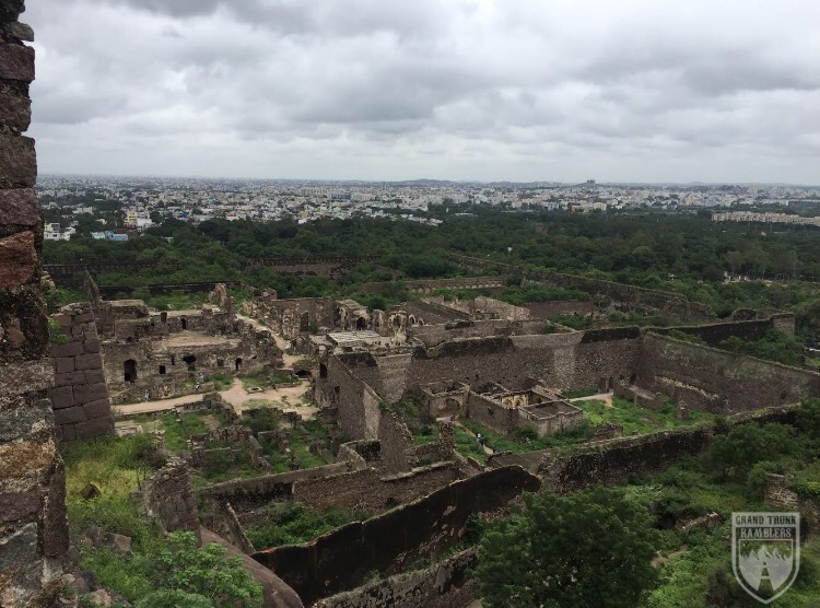 gtramblers's tweet photo. If the fort had a soul, would it speak to you?
Even though in ruins for over 400 years, would it still inspire you?

#grandtrunkramblers
#gtr #togetherweventure #hyderabad #golcondafort #dynasty #ancientarchitecture #fortsinindia  #telungana #backpackers #incredibleindia https://t.co/4qIykzve36