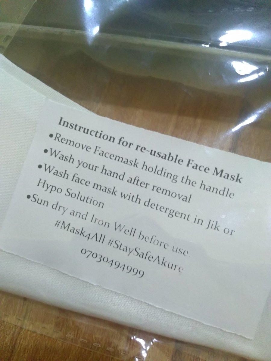 greaterheights_'s tweet image. #Thread2 

Features:

1. Its double woven cotton material
2. Elastic Strap for grip
3. An elevated curve to factor in your nose 
4. Breathable 
5. covers your entire Face properly (N-M)
6. Added paper containing instructions

@OtunbaAyobami distributed 70 face masks in Akure