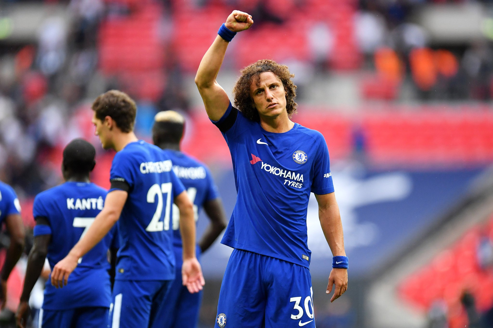 Will the admin let the day end without wishing former Blue David Luiz a Happy birthday? 