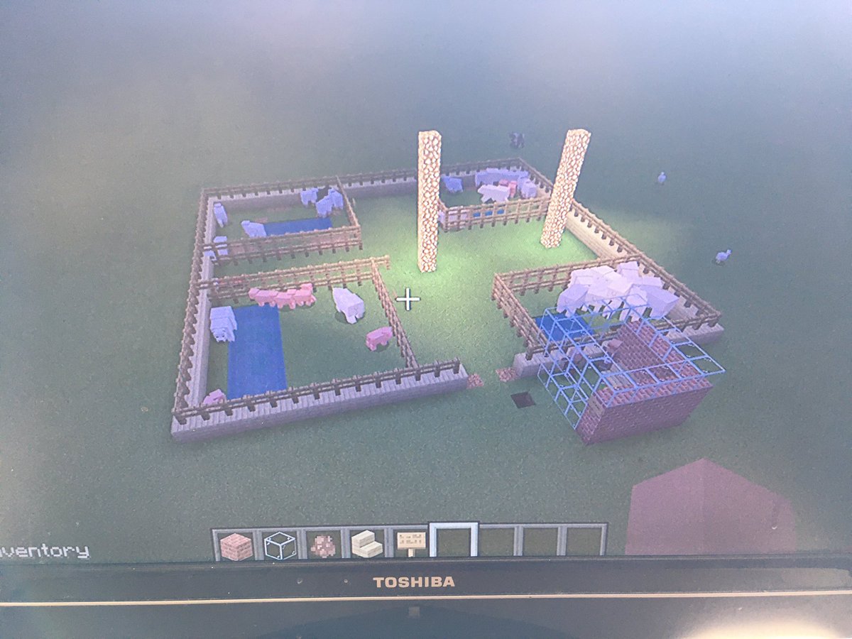 Sarah Woodward tweet media