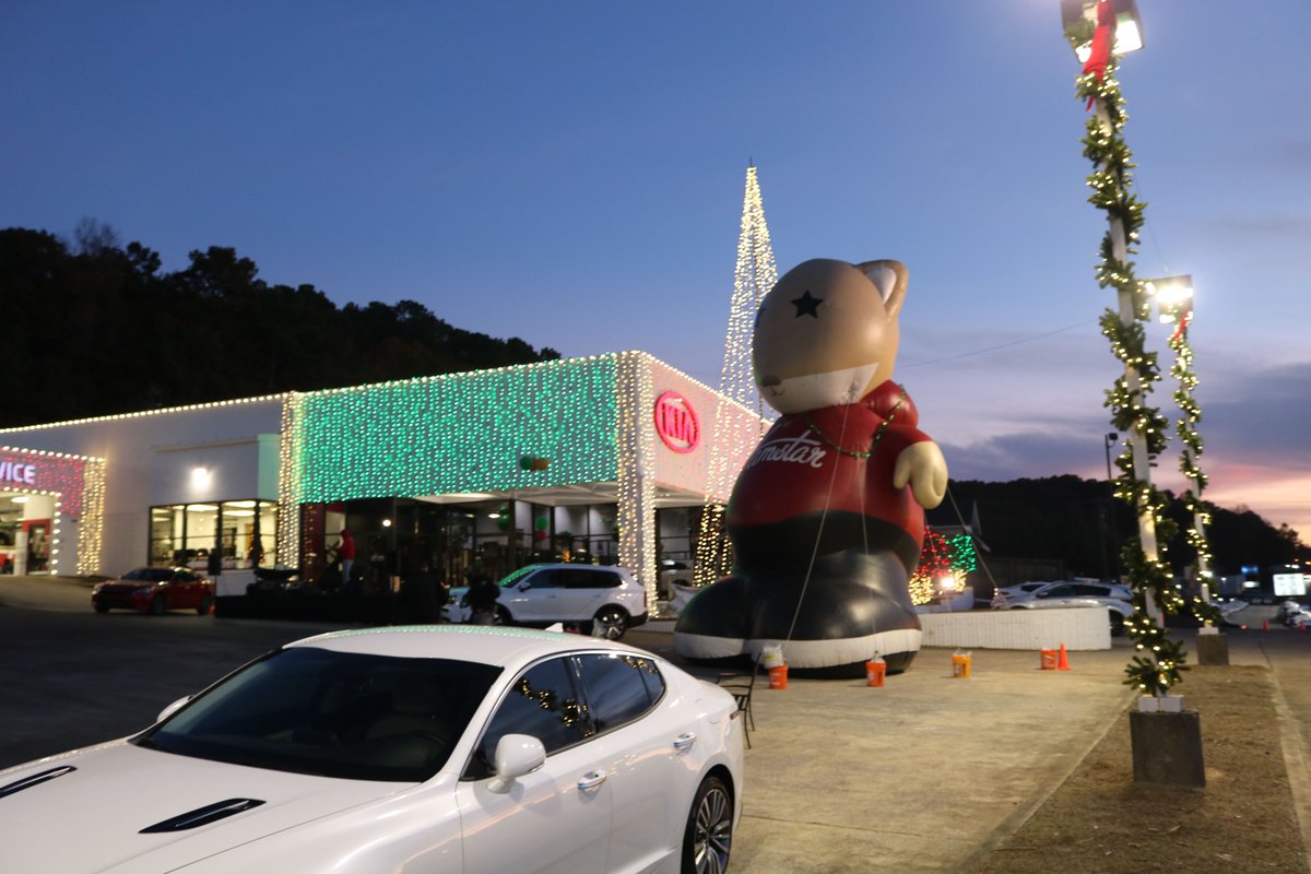 BGADGroup's tweet image. Event marketing will be back before you know it. Call BG Ad Group to plan your business' next event. #BrandedEvents #ThinkBG #Community