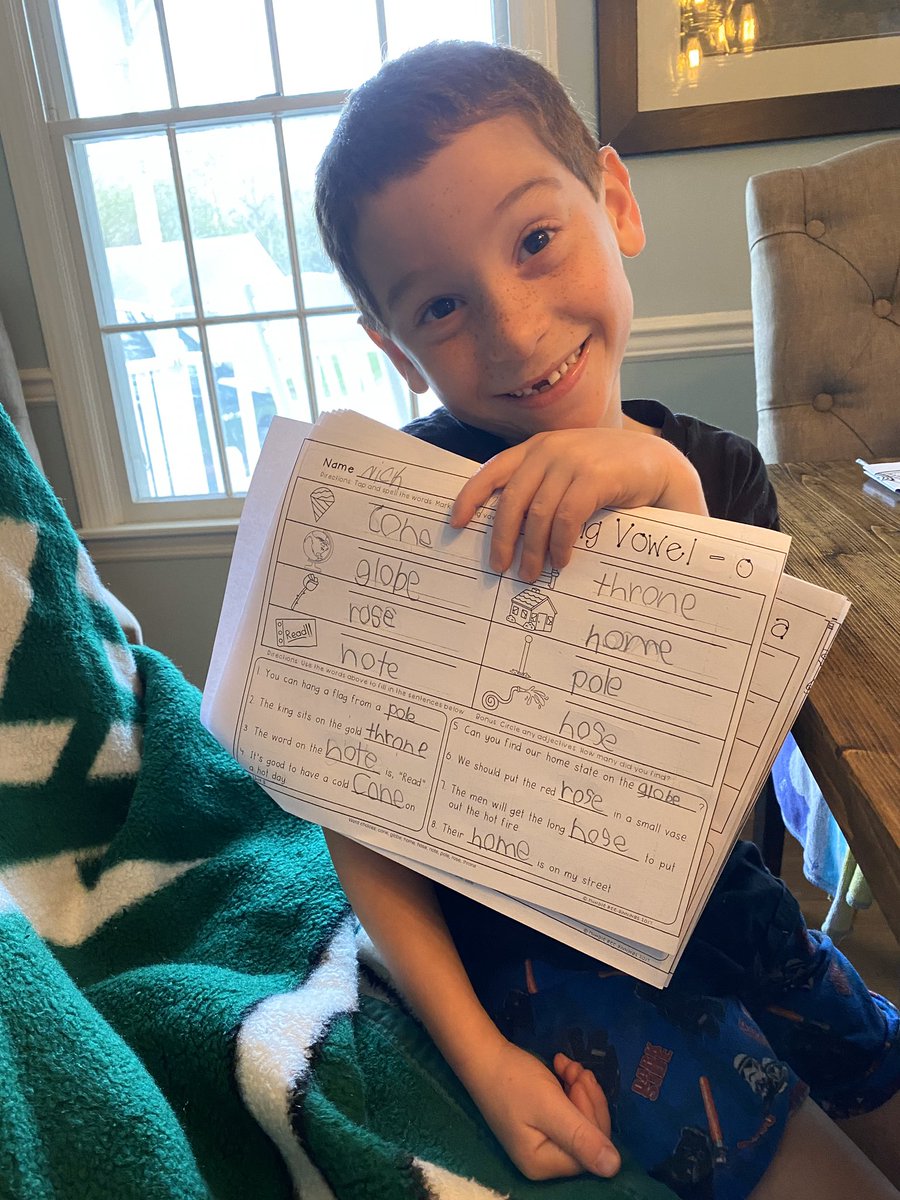 TheC2Crew's tweet photo. The #b2crew makes me so proud each day! I loved receiving this picture of word work last night. @MrLando2
#beartavernpride https://t.co/thZS88nYy4