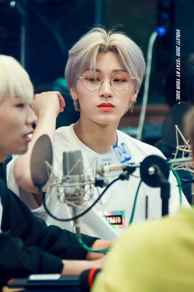 gray-ish? hair colour with glasses 