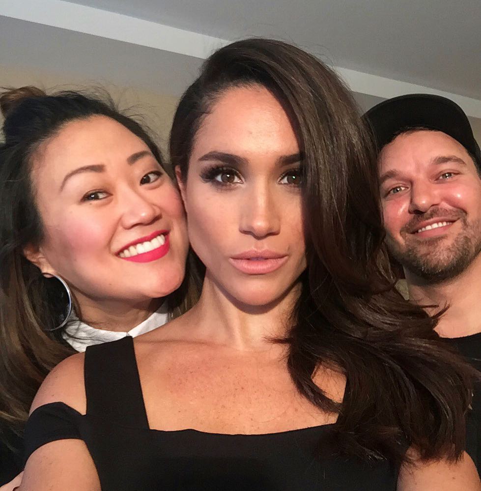 Sussex98's tweet photo. #Repost @ graceleebeauty 
・・・
And that my friends, is how you give FACE. 
Love you @meghanmarkle 😍 
Glam squad in the house! Thx for a fun morning! 💇🏼 @ gregwencel 💅🏻 @ ritaremark 💄#graceleebeauty #facebygrace https://t.co/cCCM4nrS1F