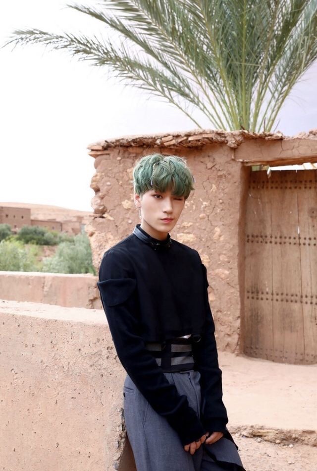 GREEN HAIR OMG OMG