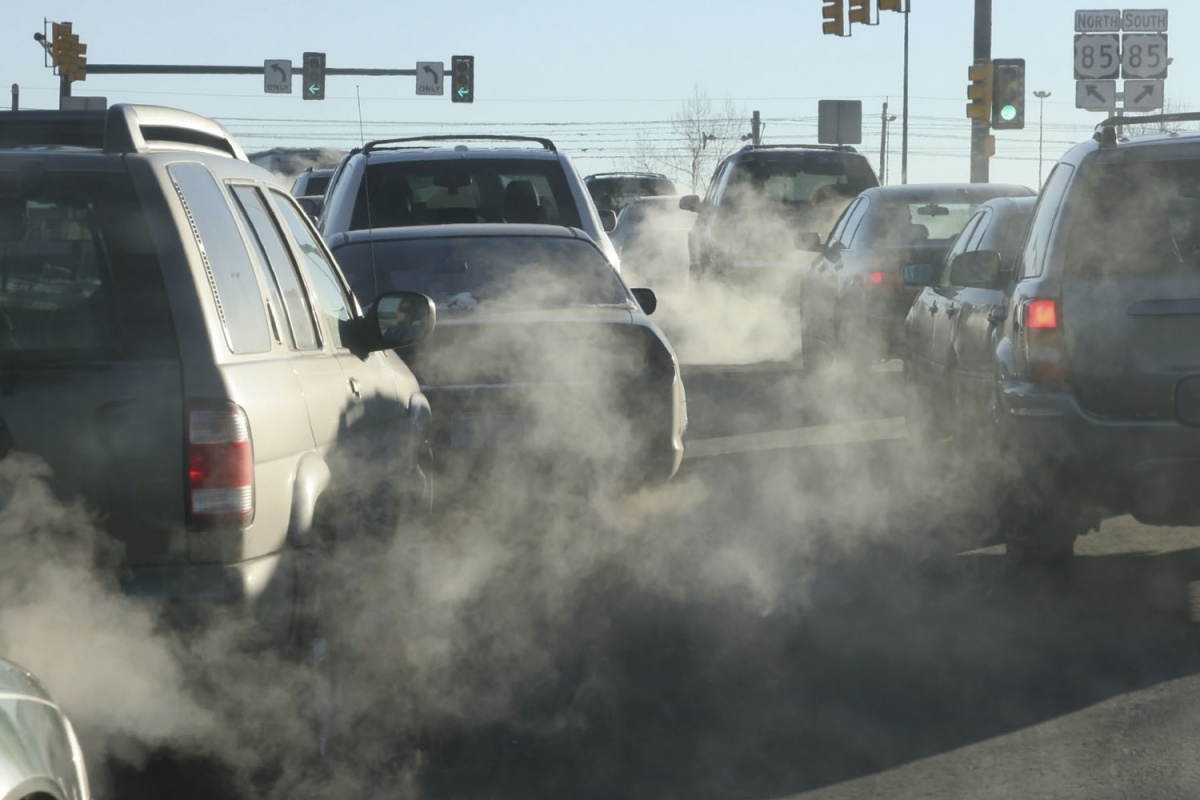 auto55be's tweet photo. Stuttgart schaft lage-emissiezone af. Door coronamaatregelen blijkt link tussen dieselauto's en luchtkwaliteit 'onduidelijk'. Enkele politici vragen er zelfs al onomwonden dat alle lage-emissiezones worden afgeschaft. #lez #uitstoot #corona #diesel Zie https://t.co/ncFut0iywS https://t.co/swRJe352AW
