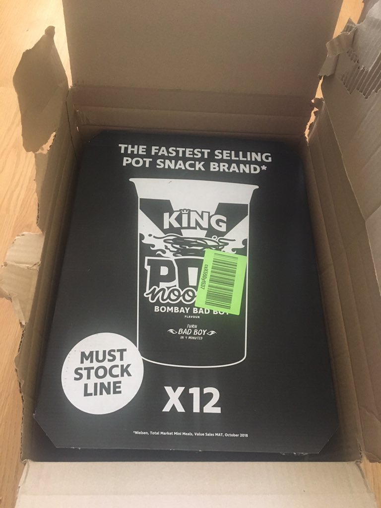 LeahSophiaSim's tweet image. Excited &amp;amp; scared to be starting my dream job as a nurse with the @NHSuk &amp;amp; moving out to protect my mum. My friends are looking after me &amp;amp; making sure I don’t go hungry in the hotel cos they know I love a @PotNoodle or 12! 🖤 #potnoodle #Nhs #nursing #nurse