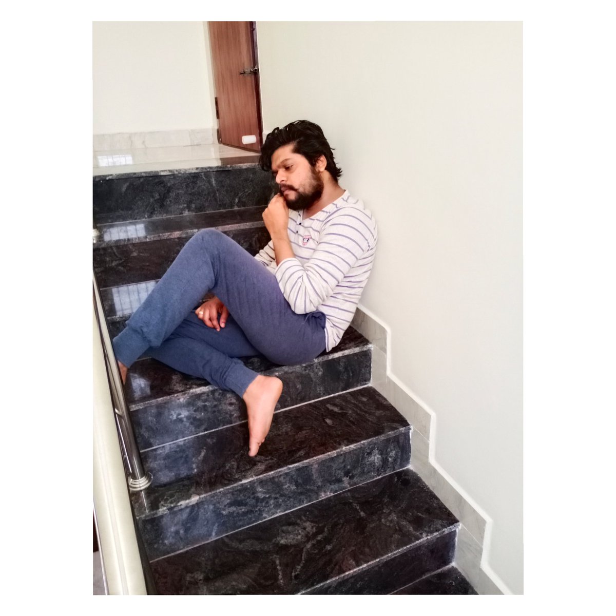 ajay_adith's tweet photo. Thothalum jeichalum meesaya murukku.
.
.
#quarantinetime #quarantine #bored #ajayadith #makesomething #entertainment #entertainers #engaging #picoftheday #instaphoto #instalove #takepictures #bananaentertainers #kattaduraiku_kattam_serilla #pirai_thedum_iravu #raattinam https://t.co/TrkDuLH6mp
