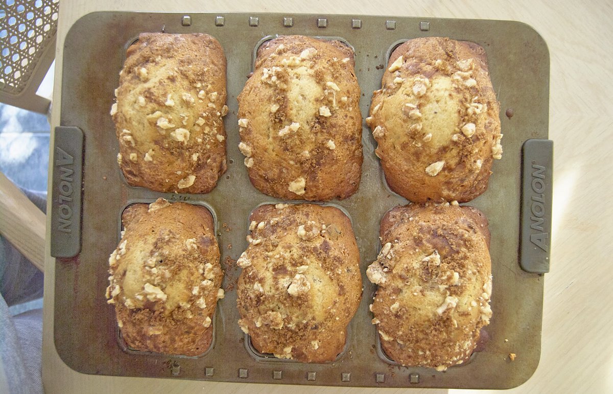 Coffeebeaned1's tweet photo. Made some Date Nut Man Muffins this AM to go with my #coffee #coffeelovers #dateNutMuffins #MuffinSelfieDay #muffins https://t.co/Rrx2bFuYwE