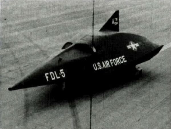 Part of a previously classified 1960s program that studied a series of hypersonic lifting bodies, the FDL-5 underwent wind tunnel testing  @AEDCnews but it is unclear if there was ever a flight test. Still tough to find info—declassified report at link:  http://contrails.iit.edu/files/original/AFFDLTR68-024part01.pdf  https://twitter.com/clemente3000/status/1252845796308905984