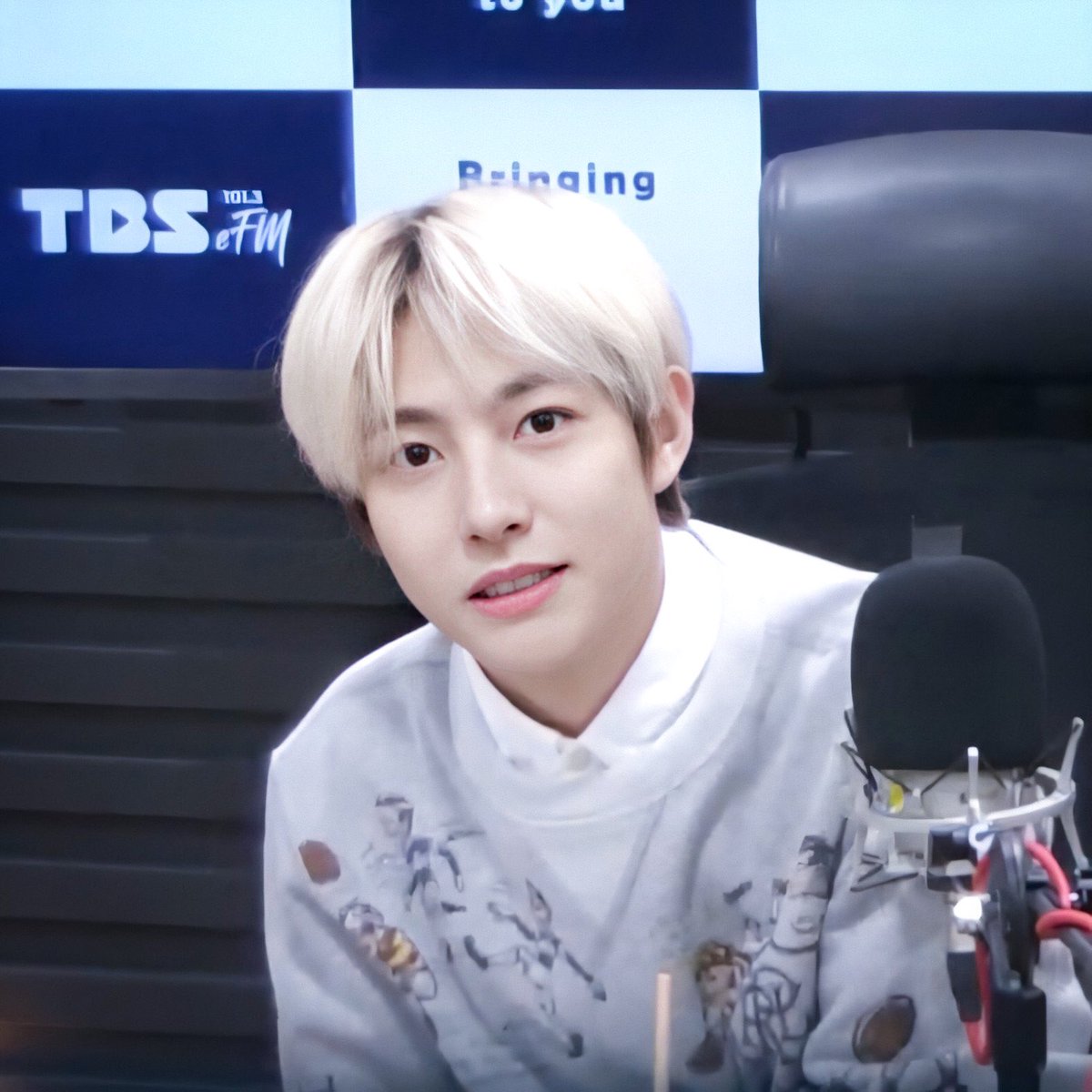 น่ารัก น่ารักมากๆเลยอินจุน ><

#런쥔 #RENJUN
#TodayisREND