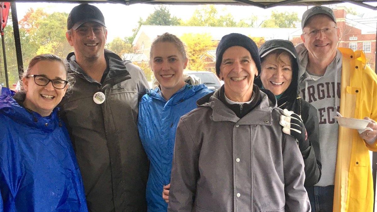 Who's excited for the start of the farmers' market?! WE ARE!!!! Just over a week away. #FlattenTheCurveNotTheBelly