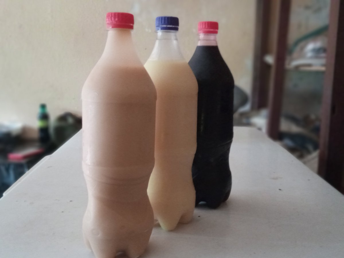 AJFood1's tweet photo. C'est le jour de la terre et pour ça @AJFood1 a pensé à tout,même aux boissons : Jus de Djara, jus de Ginginbre, et jus de Baobab. 1000frs le litre livré partout dans la ville.
Commandez maintenant au :699948636/650881229
#AjFood #FrigoVid19 #Journeedelaterre https://t.co/MbMrXuvig2