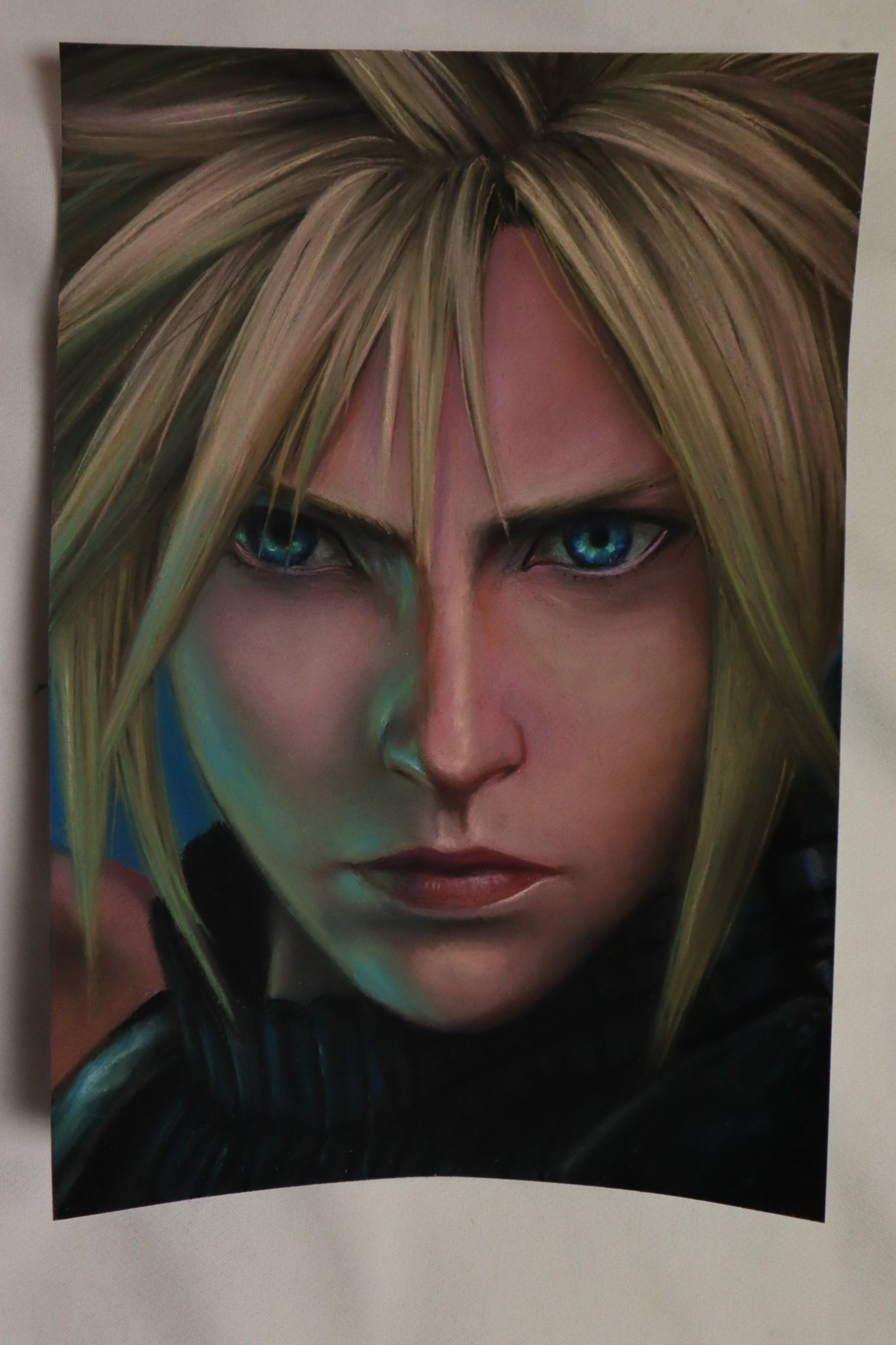 結城るい Ff7 Ff7r クラウド Cloud Cloudstrife パステル パステル画 Pastel アナログ絵 イラスト基地 イラスト塾 Illustration の紙にパステルでクラウドストライフ T Co Gwx4srz9br Twitter