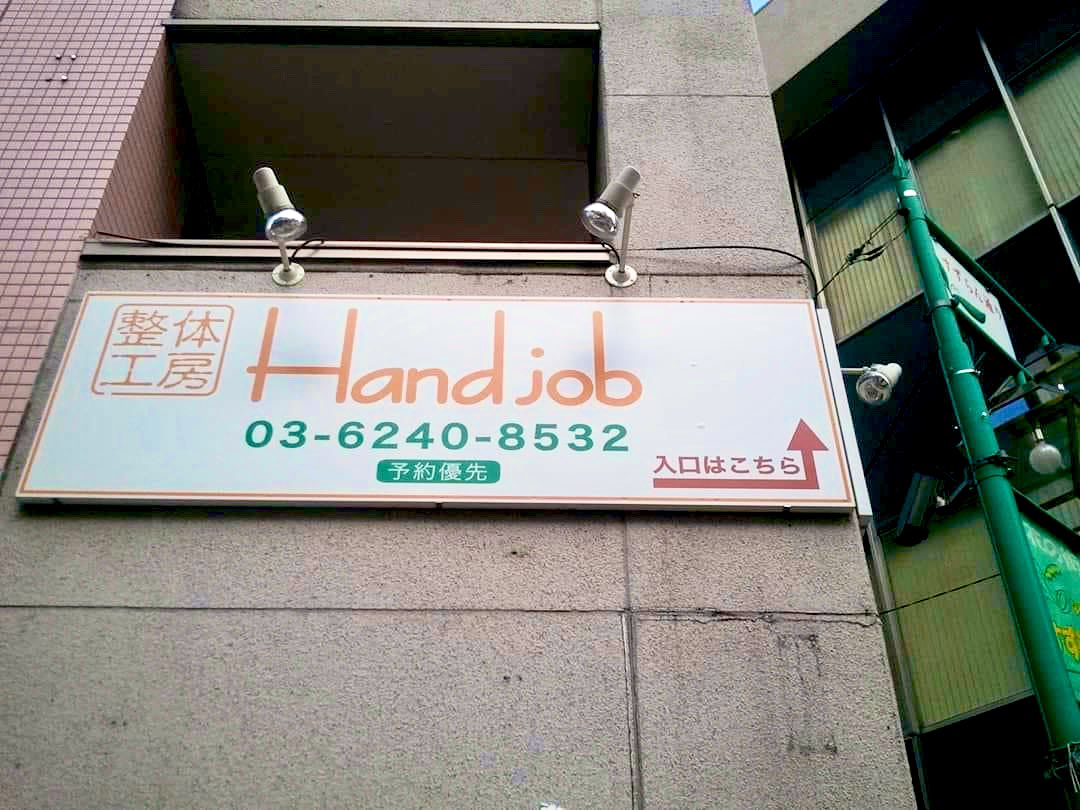 EWNZNqCU4AI2vCI?format=jpg&name=medium