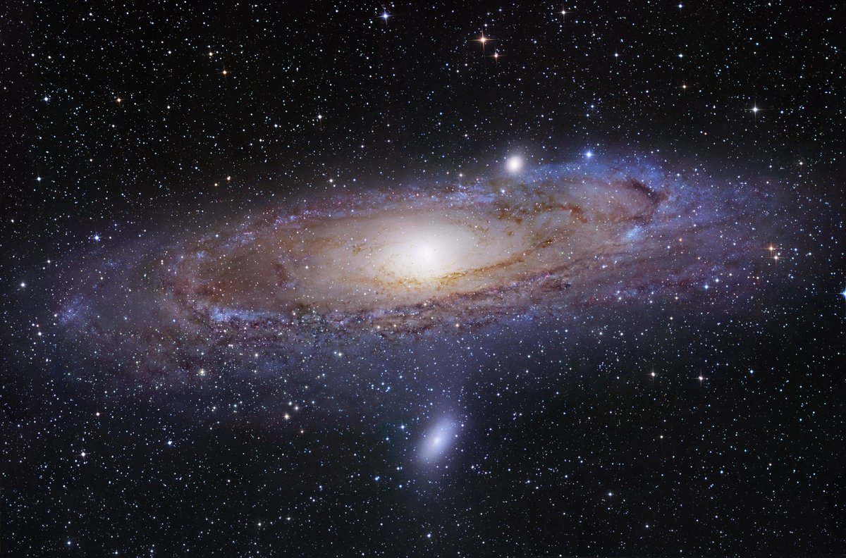 Les galaxies Galaxie d’Andromède- M31Les galaxies sont composées d’étoiles, de gaz et de poussière, qui s’attirent tous entre eux ce qui forme un seul et unique objet visible de loin.