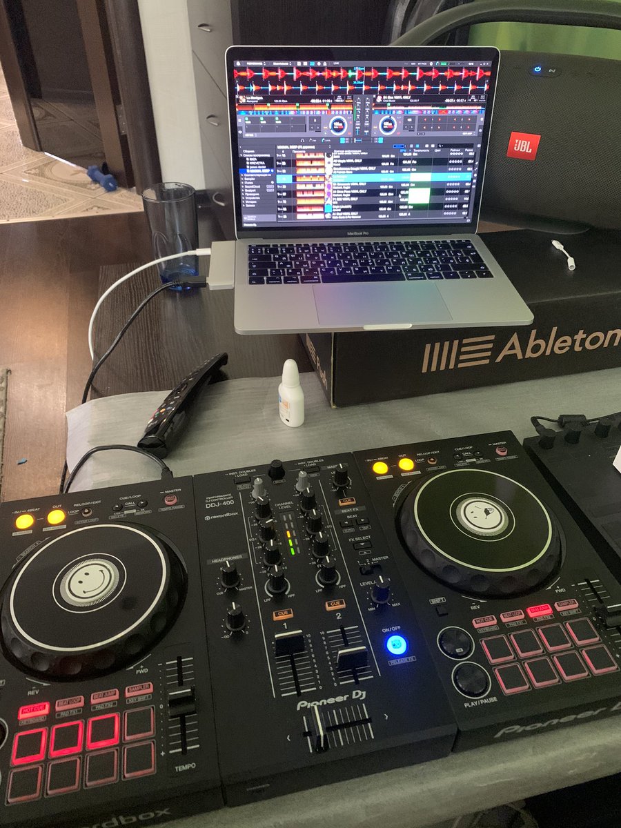 Роман (@solomidinvokeer) on Twitter photo 